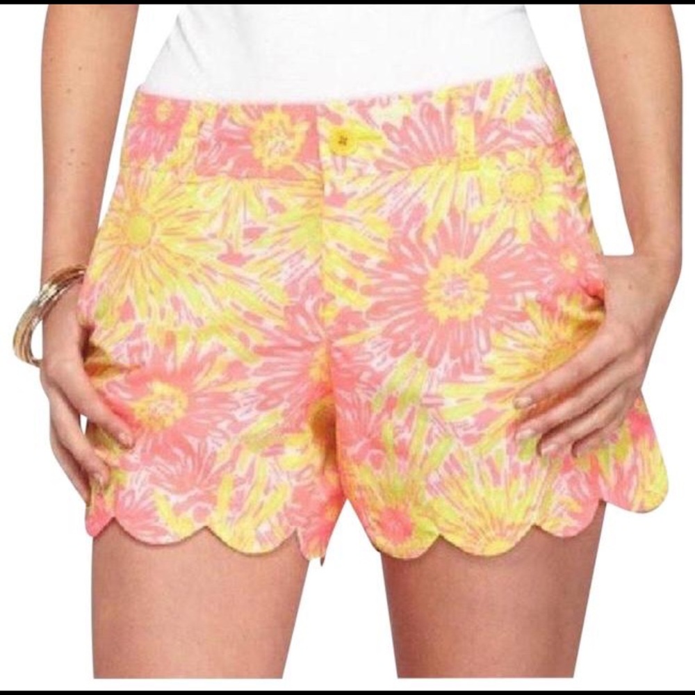 Lilly Pulitzer Scalloped Shorts